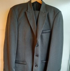 BLU MARTINI MEN'S SUIT GRAY AND BLACK